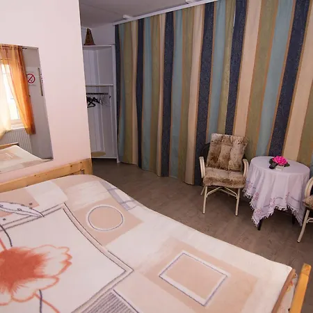 Smek Motel