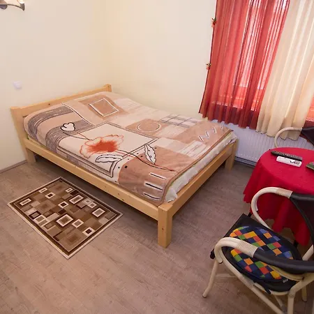 Smek Motel *